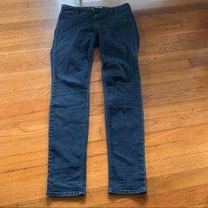Stretch denim skinny jeans